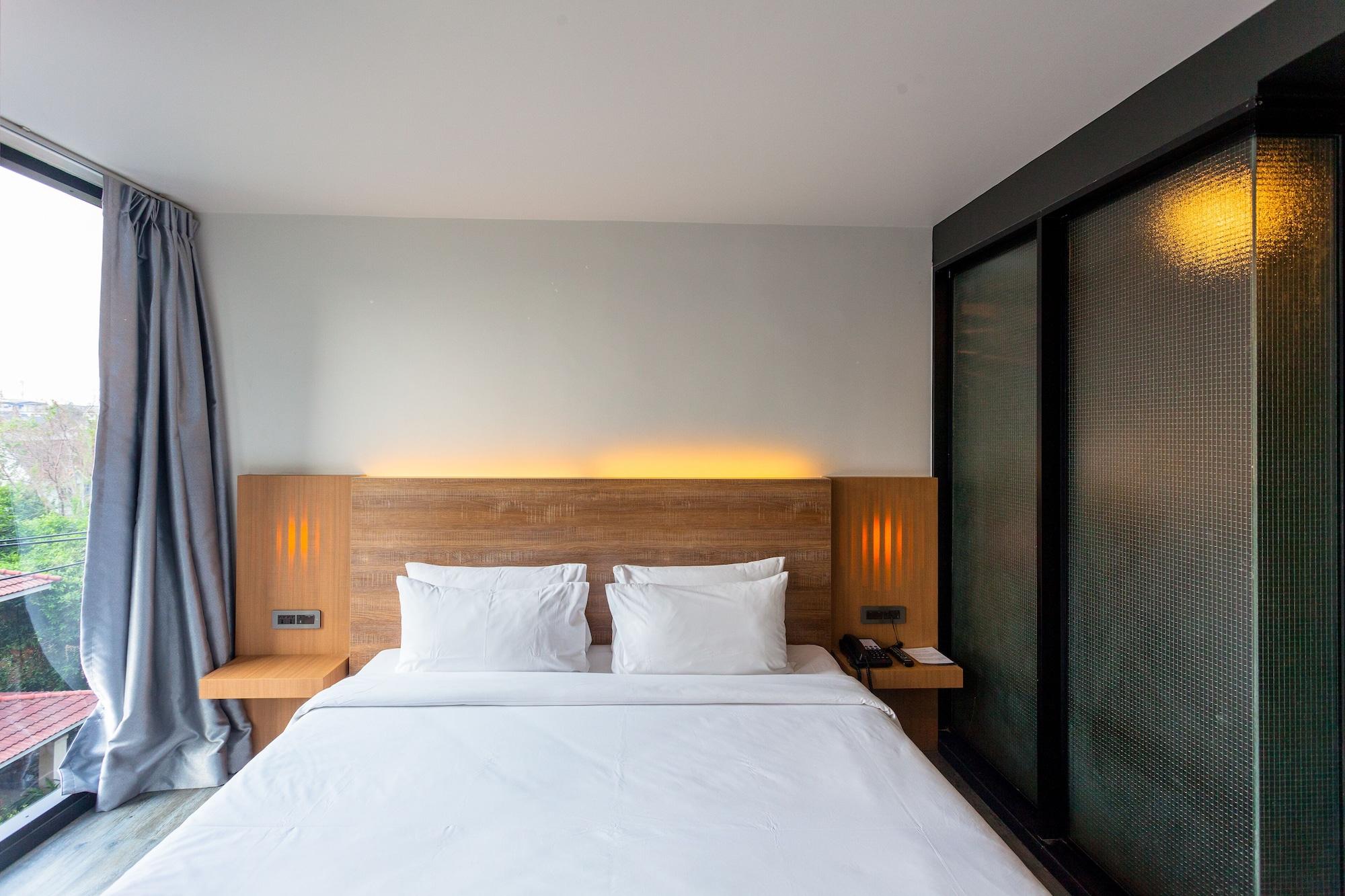 Stay Hotel Bkk Банкок Екстериор снимка