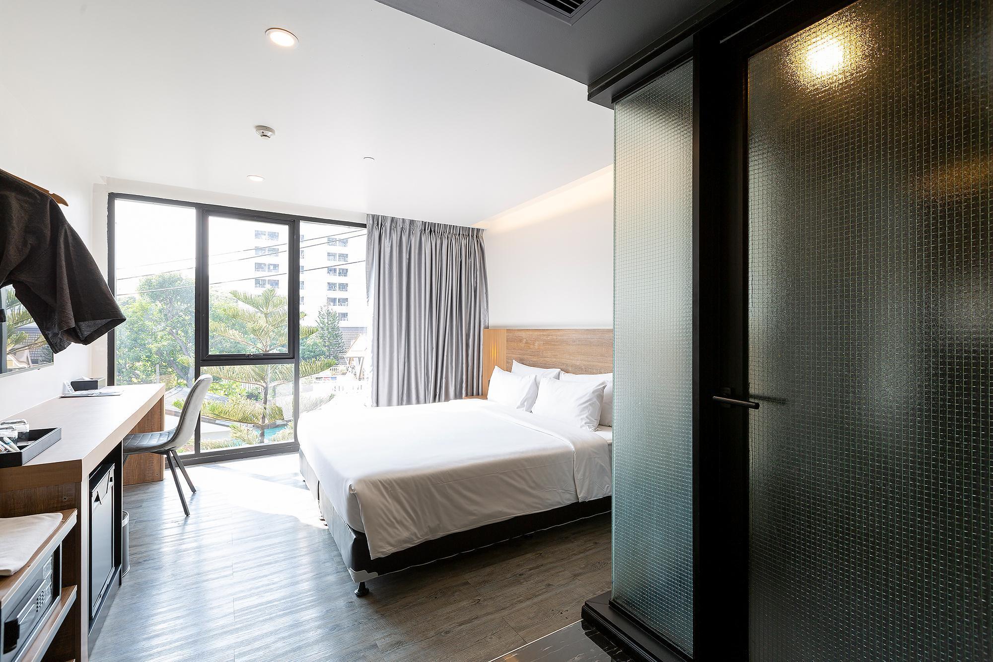 Stay Hotel Bkk Банкок Екстериор снимка