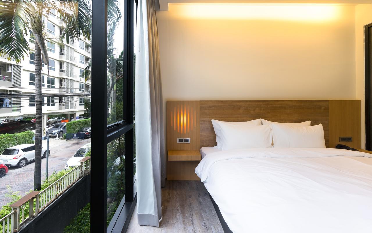Stay Hotel Bkk Банкок Екстериор снимка