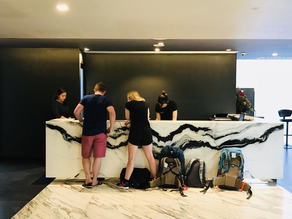 Stay Hotel Bkk Банкок Екстериор снимка